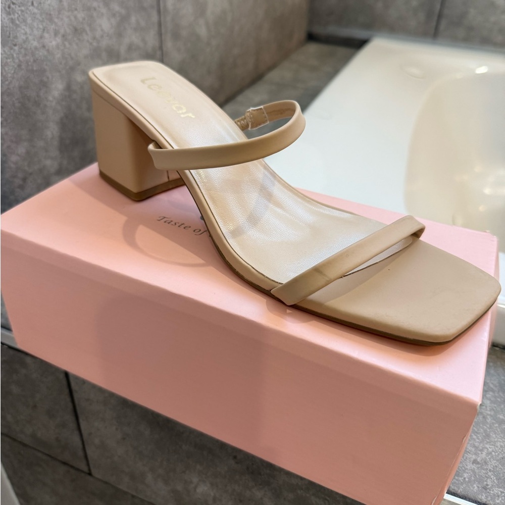 Leevar Beige Block Heel Sandals